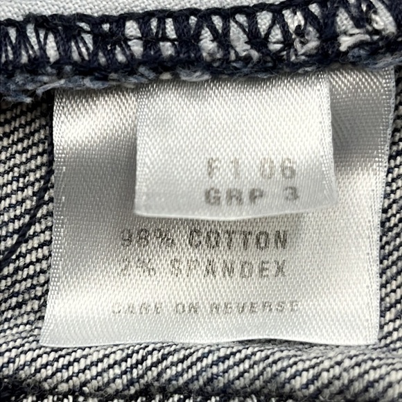 St. John Sport Boot Cut Size 8 - Picture 9 of 16